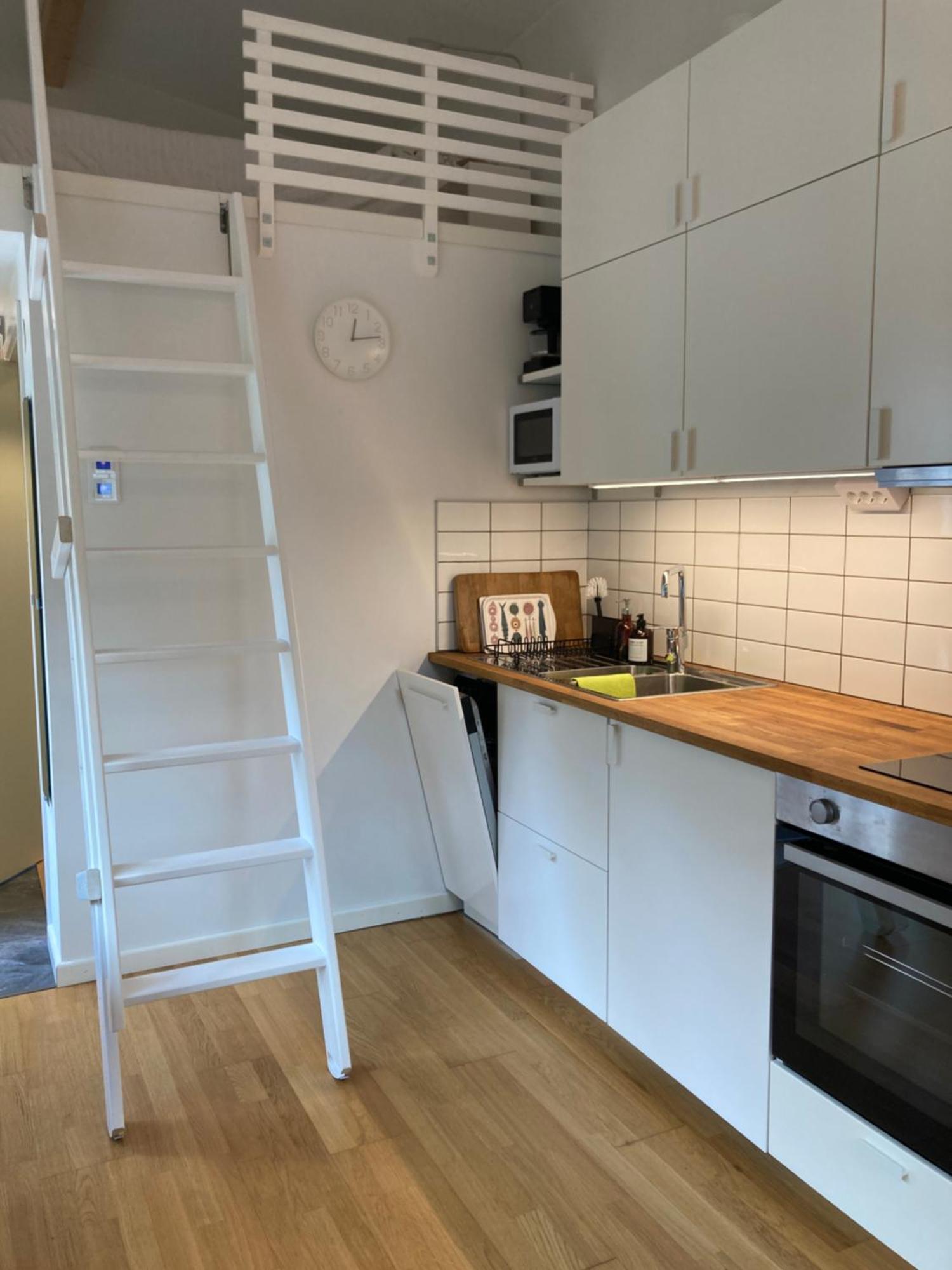 Tiny Grey House With Loft, 15 Min From City Center Gothenburg Ngoại thất bức ảnh
