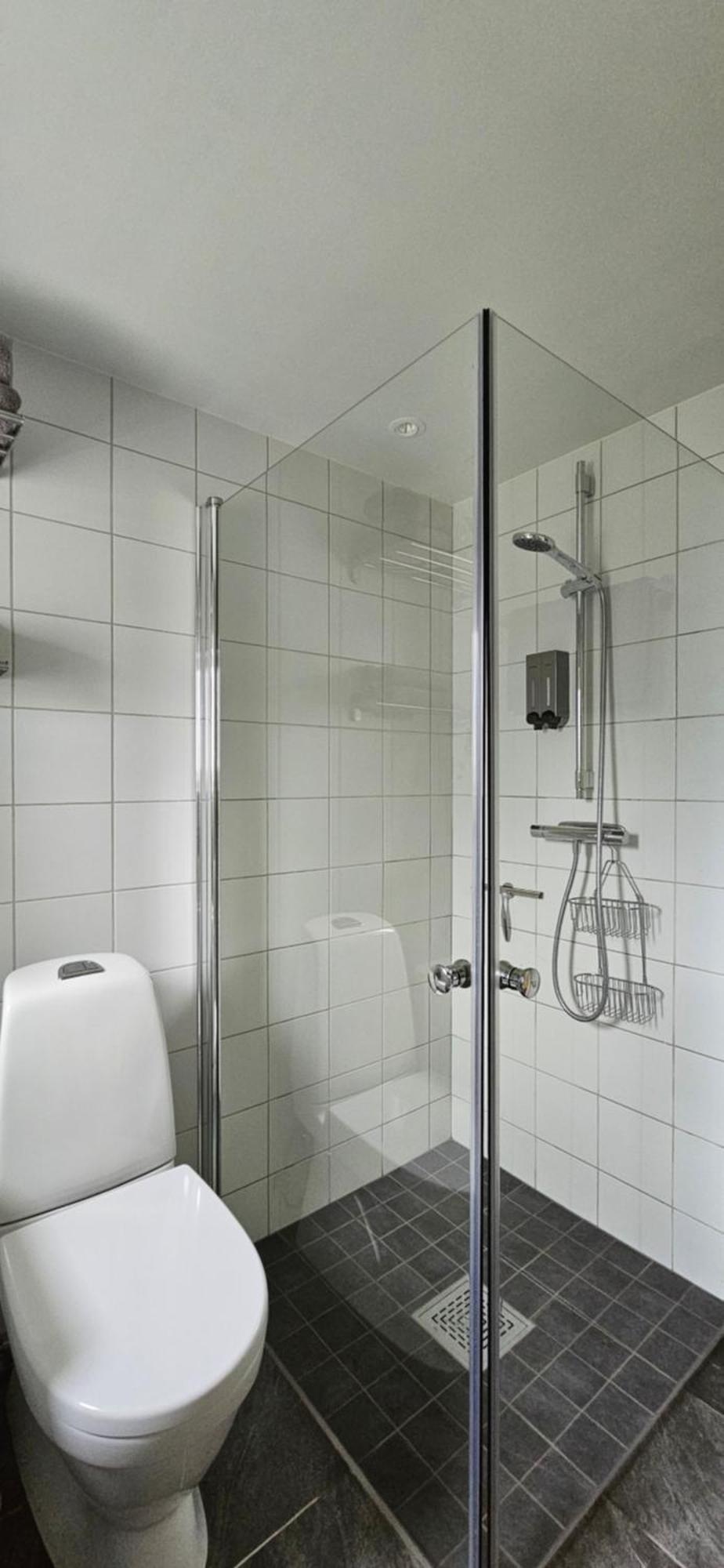 Tiny Grey House With Loft, 15 Min From City Center Gothenburg Ngoại thất bức ảnh